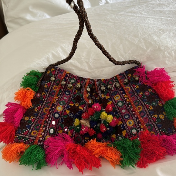 Moroccan crossbody bag. - Picture 2 of 4